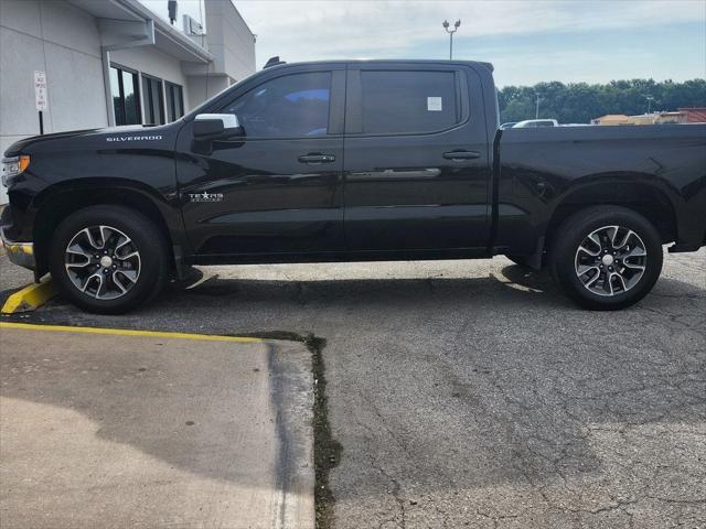 2023 Chevrolet Silverado 1500 2WD Crew Cab Short Bed LT