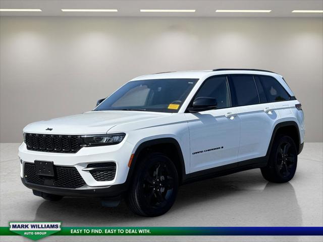 2024 Jeep Grand Cherokee Altitude 4x4 2024 Jeep Grand Cherokee Altitude 4x4