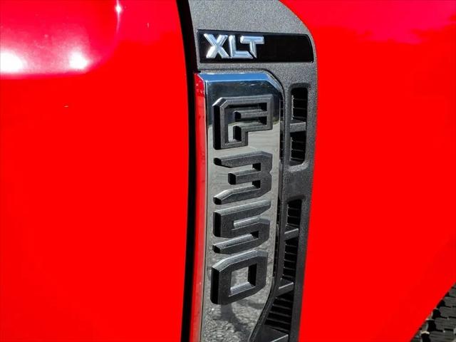 2026 Ford F-350 XLT