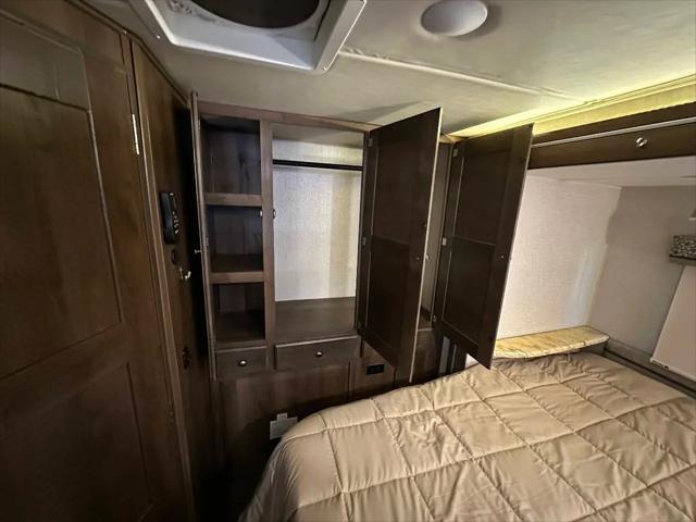 2017 Mercedes-Benz Sprinter 3500 High Roof V6