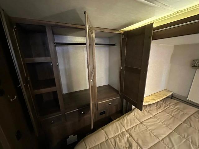 2017 Mercedes-Benz Sprinter 3500 High Roof V6