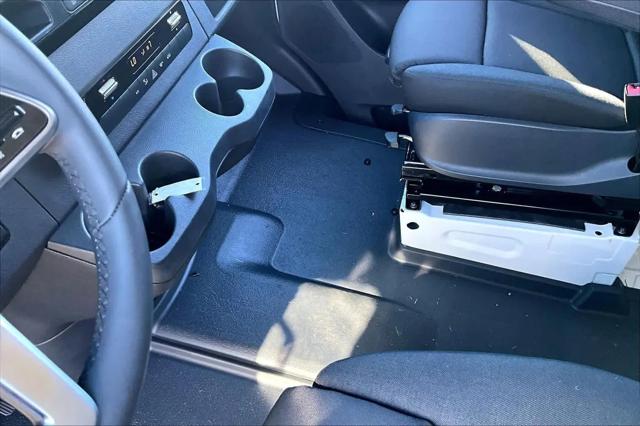 2024 Mercedes-Benz Sprinter 2500 Standard Roof 4-Cyl Diesel HO