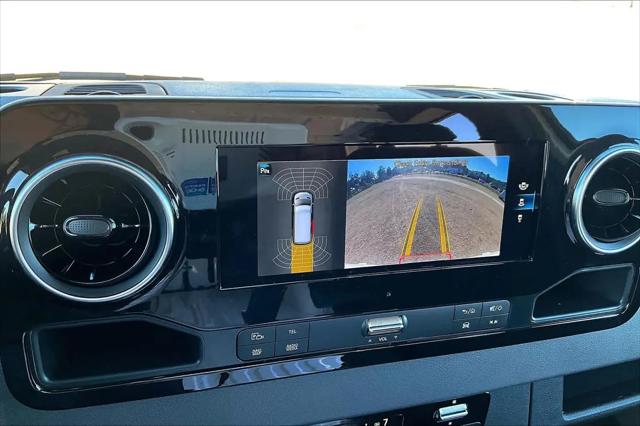 2024 Mercedes-Benz Sprinter 2500 Standard Roof 4-Cyl Diesel HO