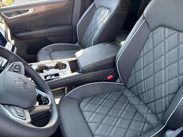 2026 Volkswagen Atlas SEL Premium R-Line