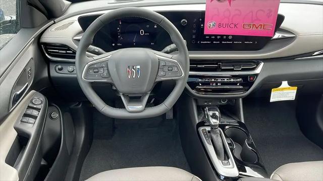 2025 Buick NV Avenir FWD