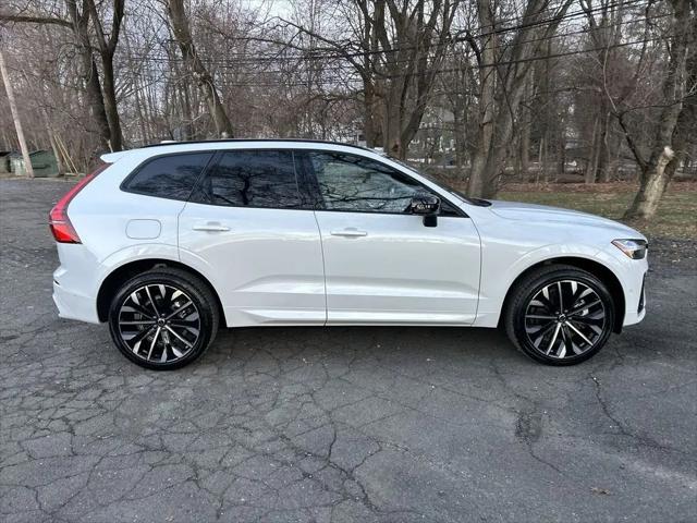 2026 Volvo XC60 Plug-In Hybrid Ultra, T8 AWD Electric/Gasoline, Dark