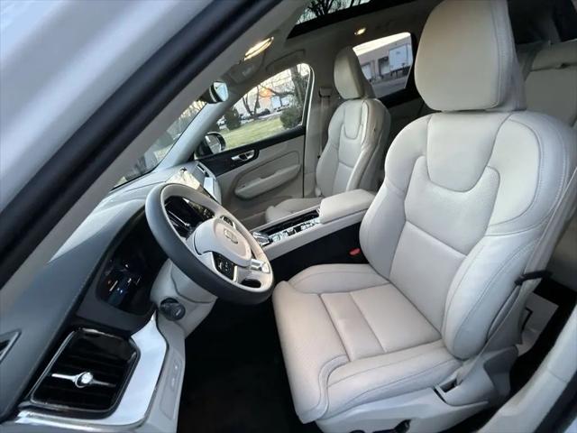 2026 Volvo XC60 Plug-In Hybrid Ultra, T8 AWD Electric/Gasoline, Dark