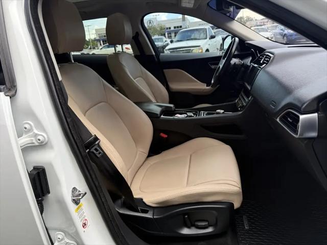 2018 Jaguar F-PACE 25t Premium