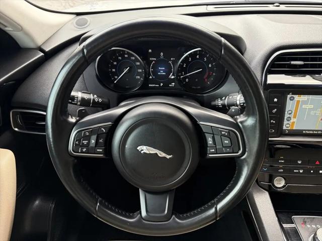 2018 Jaguar F-PACE 25t Premium