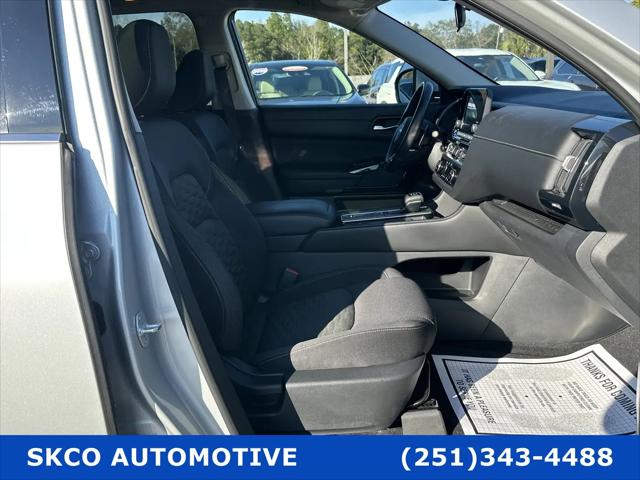 2022 Nissan Pathfinder SV 2WD