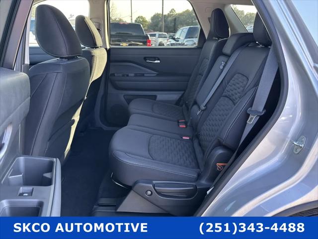 2022 Nissan Pathfinder SV 2WD