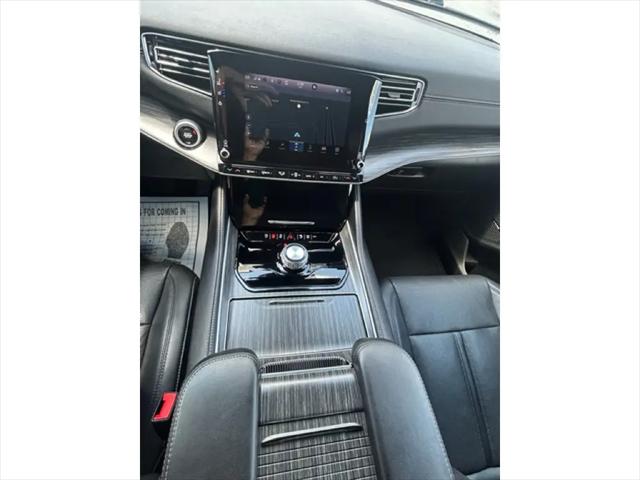 2024 Jeep Wagoneer Series II 4x2