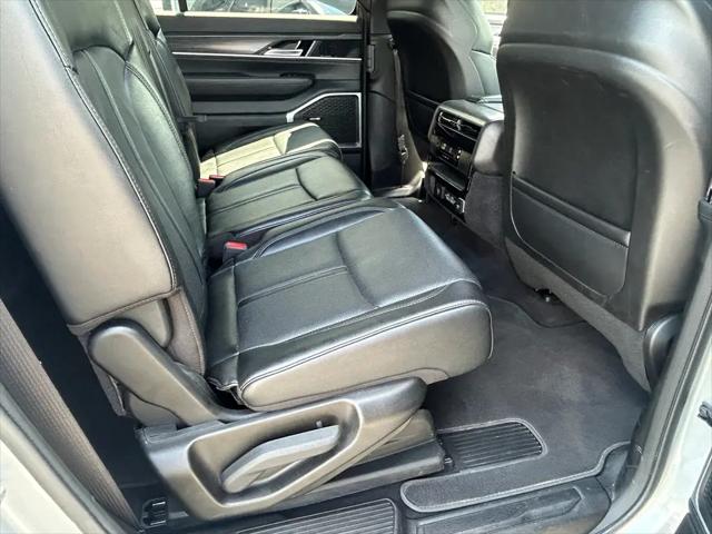 2024 Jeep Wagoneer Series II 4x2