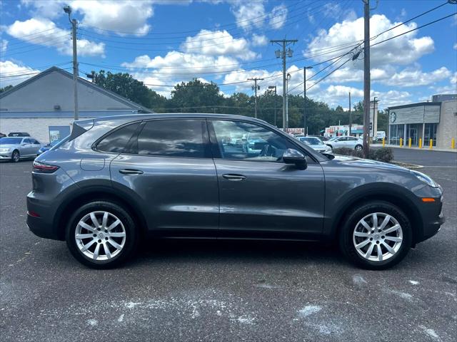2021 Porsche Cayenne Standard