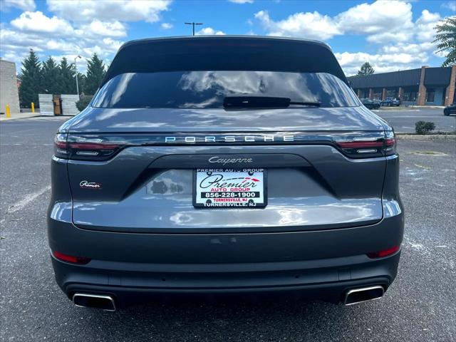 2021 Porsche Cayenne Standard