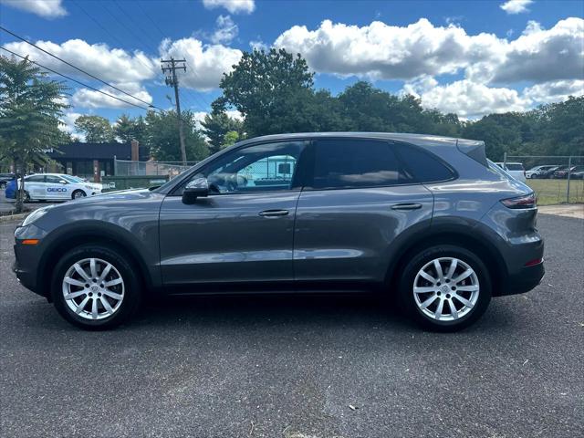 2021 Porsche Cayenne Standard