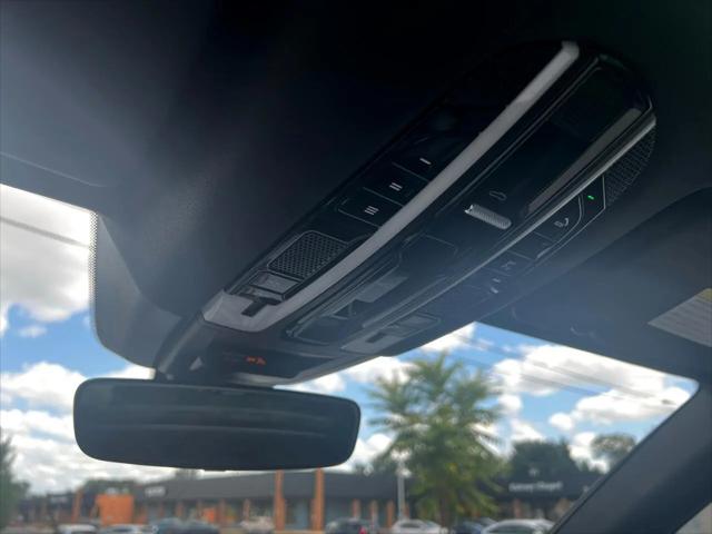 2021 Porsche Cayenne Standard