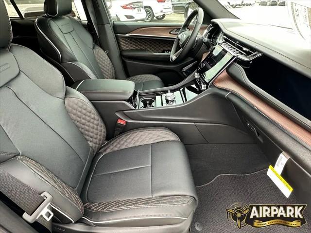 2025 Jeep Grand Cherokee Summit 4x4