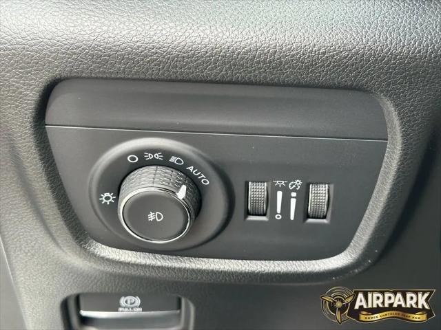 2025 Jeep Grand Cherokee Summit 4x4