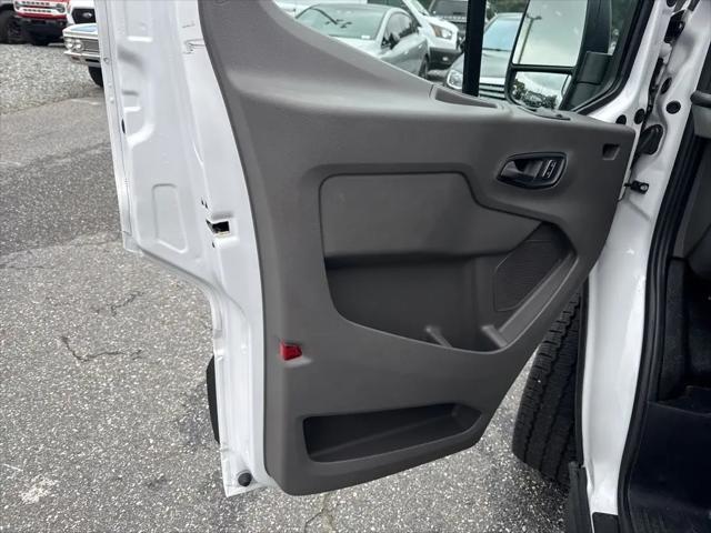 2024 Ford Transit Cargo Van T-150