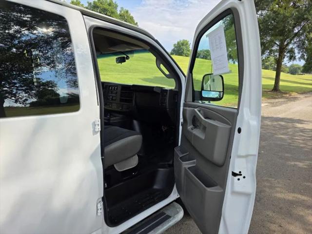 2023 GMC Savana Cargo RWD 2500 Regular Wheelbase Work Van