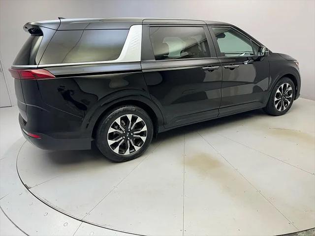 2022 Kia Carnival MPV EX