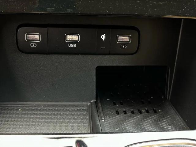 2022 Kia Carnival MPV EX