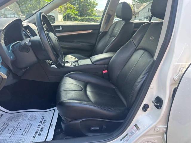 2011 INFINITI G25 G25x
