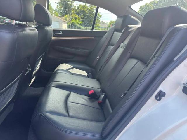 2011 INFINITI G25 G25x