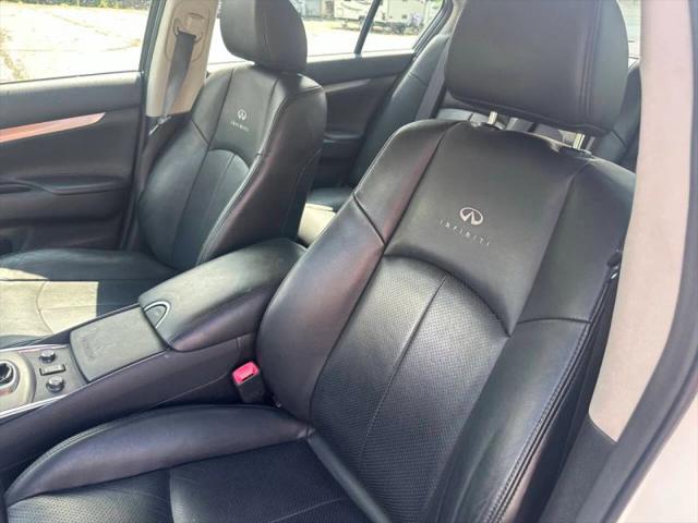 2011 INFINITI G25 G25x