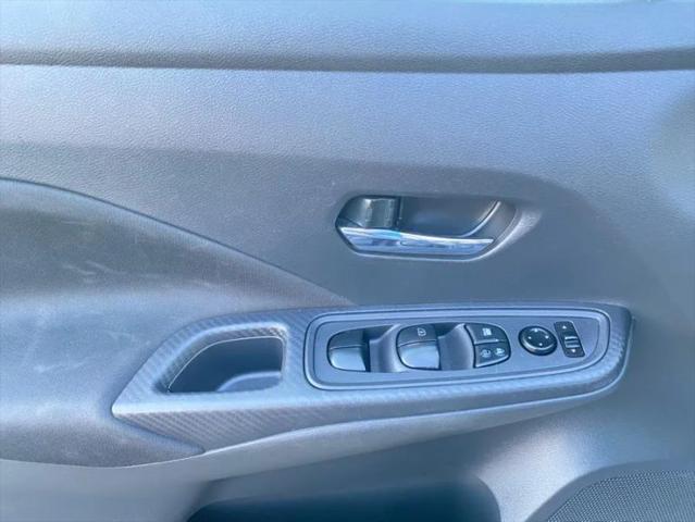 2021 Nissan Versa SV Xtronic CVT