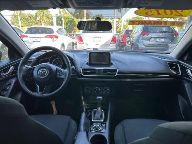 2015 Mazda Mazda3 i Sport
