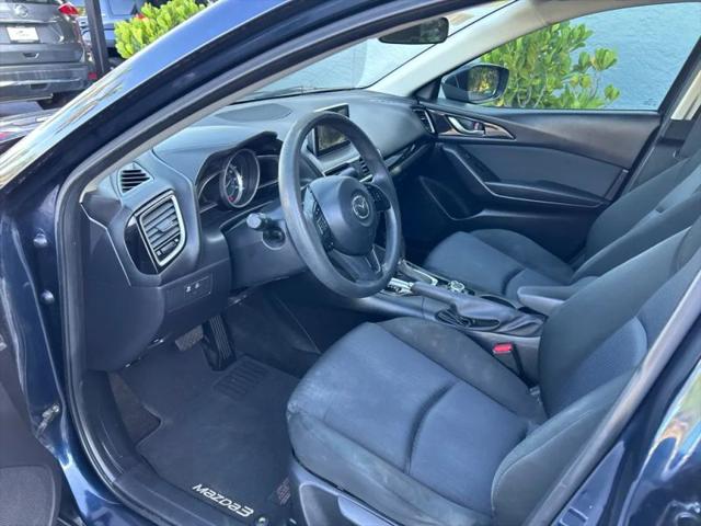2015 Mazda Mazda3 i Sport