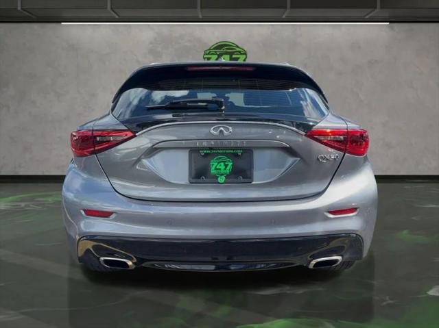 2018 INFINITI QX30 ESSENTIAL