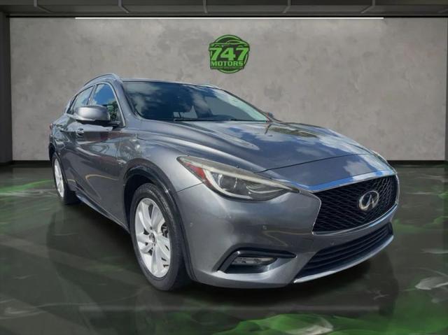 2018 INFINITI QX30 ESSENTIAL