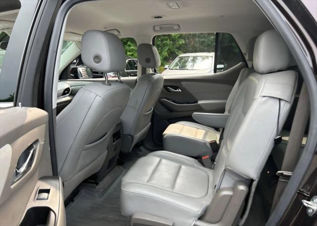 2020 Chevrolet Traverse AWD LT Leather