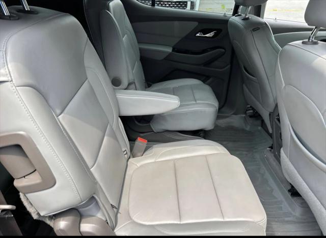 2020 Chevrolet Traverse AWD LT Leather