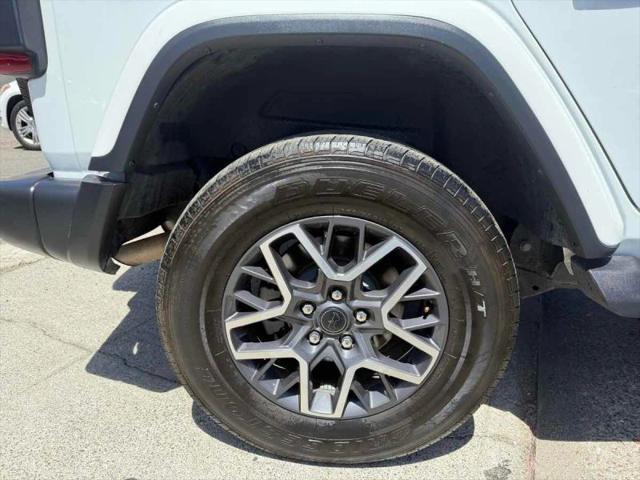 2024 Jeep Wrangler 4-Door Sahara 4x4