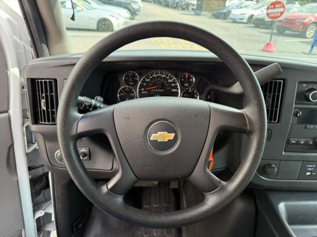 2014 Chevrolet Express Cutaway 4500 Diesel