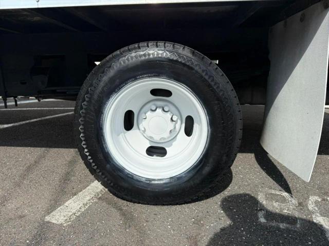 2014 Chevrolet Express Cutaway 4500 Diesel