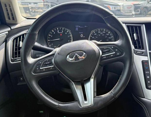 2021 INFINITI Q50 LUXE