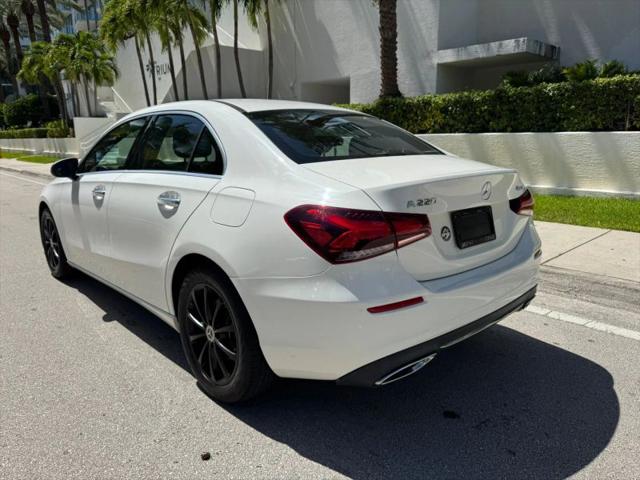 2021 Mercedes-Benz A 220 4MATIC
