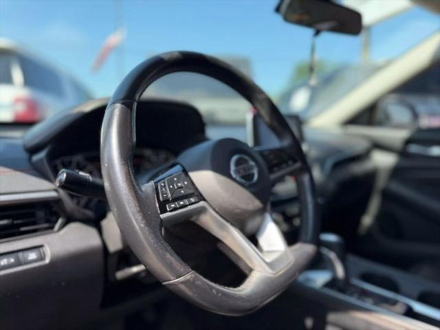 2021 Nissan Altima SR FWD