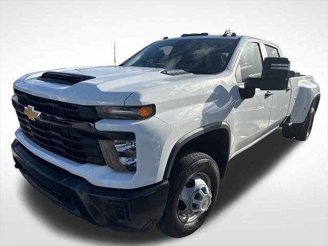 2024 Chevrolet Silverado 3500HD 4WD Crew Cab Long Bed Work Truck