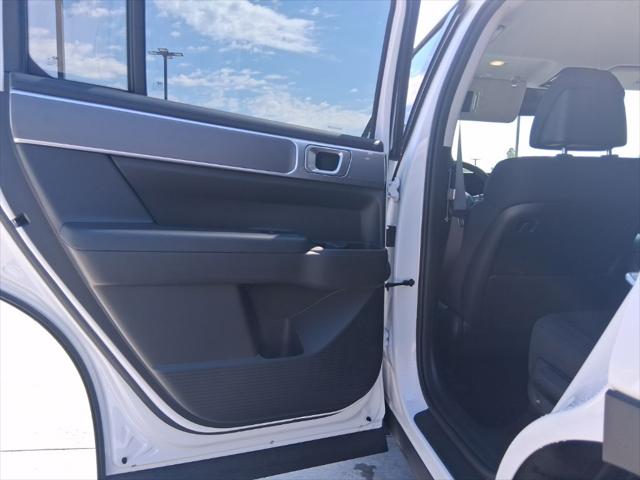 2026 Hyundai Santa Fe SE