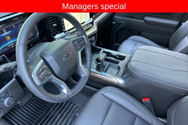 2025 Chevrolet Silverado 1500 4WD Crew Cab Short Bed RST