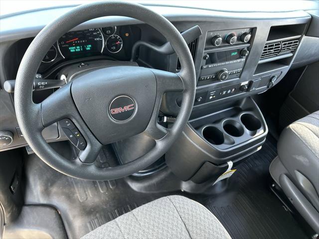2025 GMC Savana Cutaway Work Van