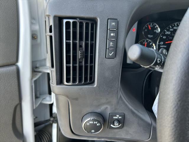 2025 GMC Savana Cutaway Work Van