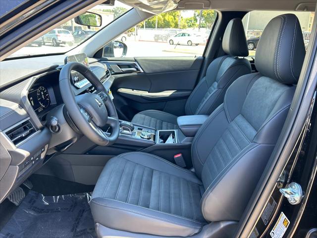 2025 Mitsubishi Outlander PHEV SE S-AWC