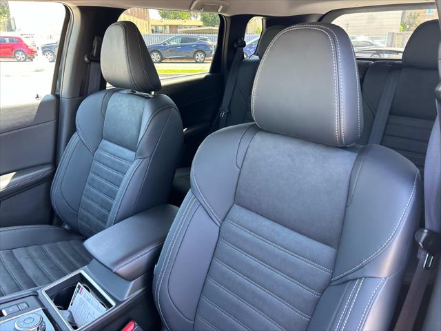 2025 Mitsubishi Outlander PHEV SE S-AWC